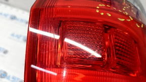 Light outer wing left Jeep Grand Cherokee WK2 14-21 chrome without fastening, scratched, cracks in glass used