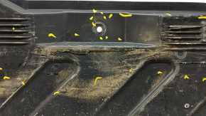Left underbody protection Mercedes W213 E 17-23 cracks, breaks Used