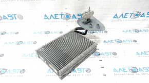 BMW 7 G12 16-22 evaporator dented