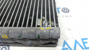 BMW 7 G12 16-22 evaporator dented