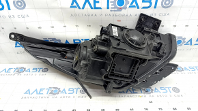 Front left headlight complete Kia Niro 17-19 HEV, PHEV with bracket, halogen, LED DRL, seal peeled off, needs polishing, scratches used