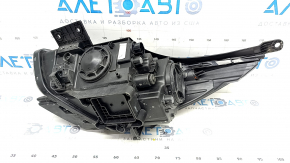 Front right headlight complete Kia Niro 17-19 HEV, PHEV with bracket, halogen, LED DRL, seal peeled off, needs polishing, scratches used