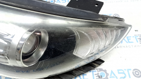 Front right headlight complete Kia Niro 17-19 HEV, PHEV with bracket, halogen, LED DRL, seal peeled off, needs polishing, scratches used