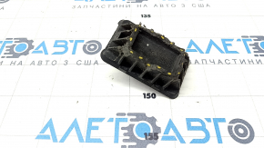 Jacking BMW 7 G11 G12 16-22 broken latches, dented