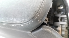 Console central armrest BMW 7 G11 G12 16-22 leather black, scratches, broken fastening