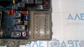 Lincoln MKX 16-18 Underhood Fuse Box Case Broken