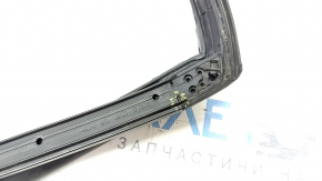 Door seal rear left Kia Niro 17-22 tears