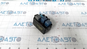 Lexus RX450h 10-15 Relay Box Without Cover
