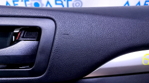 Door trim card front right Toyota Highlander 17-19 black, armrest black leather, insert dark red, gray molding structure, scratches, pokes, abrasions