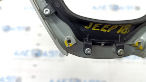 Jeep Grand Cherokee WK2 14-21 steering wheel button cover is worn, cracks in the fasteners