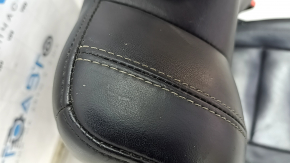 Passenger seat Jeep Grand Cherokee WK2 16-17 without airbag, electric, leather black, rusty at the bottom, dented, scratches, leather defect, for cleaning