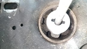 Rear subframe Jeep Grand Cherokee WK2 16 - gearbox silents torn