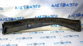 Windscreen wiper grille plastic Nissan Sentra 13-19 broken mount