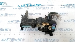 Underhood fuse box for the 2010 Toyota Avalon