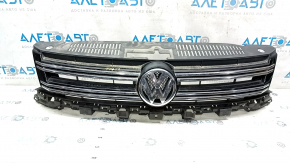 Radiator grill assembly VW Tiguan 12-17 rest with badge, sand