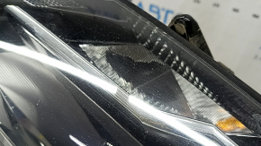 Headlight front right VW Jetta 19 - complete LED, sand, bumps