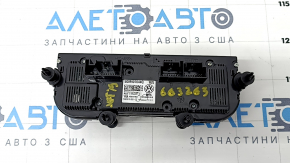 VW Jetta 19- auto heater control with heated seats, glass defect