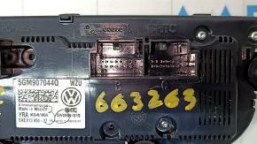 VW Jetta 19- auto heater control with heated seats, glass defect