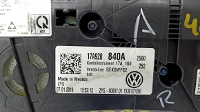 Instrument cluster VW Jetta 19-46k, scratches