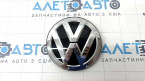 VW Jetta 19 radiator grille emblem - under distronic, sand