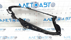 Front left headlight seal Mercedes W213 E 17-20 broken mount