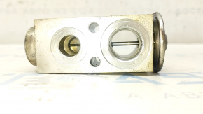 Mercedes W213 E 17-23 Air Conditioner Heater Valve
