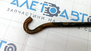 Jack handle Toyota Camry v70 18- rusty