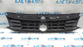 Radiator grill VW Passat b8 16-19 USA, without emblem, sand,