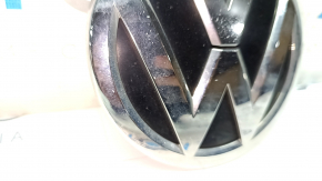Emblem radiator grill grill VW Passat b8 16-19 USA sand, scratches