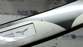 Threshold plate outer rear left Toyota Camry v70 18- chrome with emblem, scratches, corrosion, emblem defect