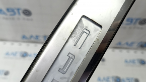 Threshold plate outer rear left Toyota Camry v70 18- chrome with emblem, scratches, corrosion, emblem defect