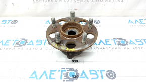 Rear right hub Honda CRV 17-22 AWD rusty