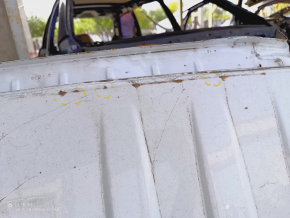 Metal roof Ford Explorer 20 - under the hatch, sawed off, butts