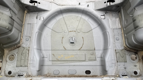 Trunk tray Jeep Cherokee KL 16-21 on the body