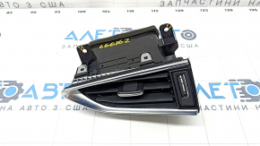 Front panel air duct deflector right Infiniti QX50 19- black with chrome, cracks in fasteners
