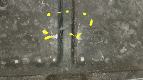 Rear engine guard Mercedes GLC 300/350e 16-22 cracks, breaks, abrasions