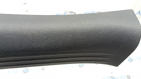 Door sill trim inner right Infiniti QX50 19- black, scratches, broken fastening, dented fastenings