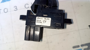 Rear left window lift control Nissan Sentra 13-19 black