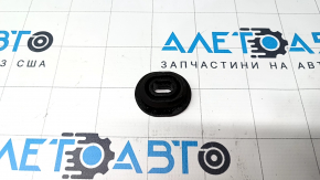 Water cooling radiator mount lower left VW Tiguan 12-17 rest