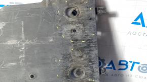Right rear underbody protection Lexus LS460 07-12 crack in fastening, rubbed