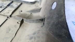 Bottom protection left rear Lexus LS460 07-12 cracks in fasteners, tears