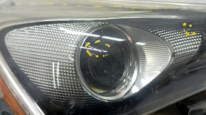 Headlight front right Toyota Prius 50 16-18 LED bare, sand, pokes, varnish came off