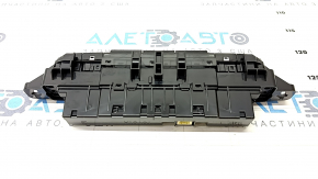Climate control Toyota Prius 50 16 - glass is worn