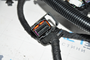 Wiring under the dashboard Tesla Model Y 20-