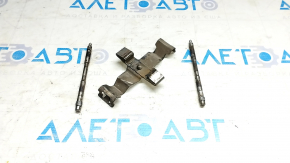 Brake pad mounting bracket front left set Cadillac ATS 13- 4 pistons