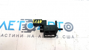 Solenoid valve on the intake Audi A4 B8 13-16