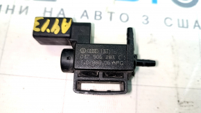 Solenoid valve on the intake Audi A4 B8 13-16