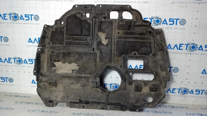 Toyota Prius V 12-17 central engine protection is torn