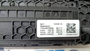 Climate control and audio BMW X3 G01 18-21 with heating, without ventilation, with a disk drive, scratches