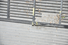 Tesla Model Y 20 Water Cooling Radiator - Broken Grille, Broken Baffles